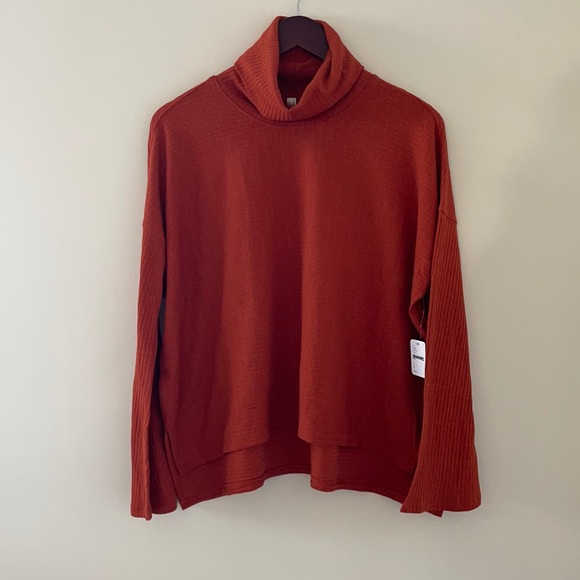 Free People Tops - Free People Movement Turtleneck Pullover NWT Small